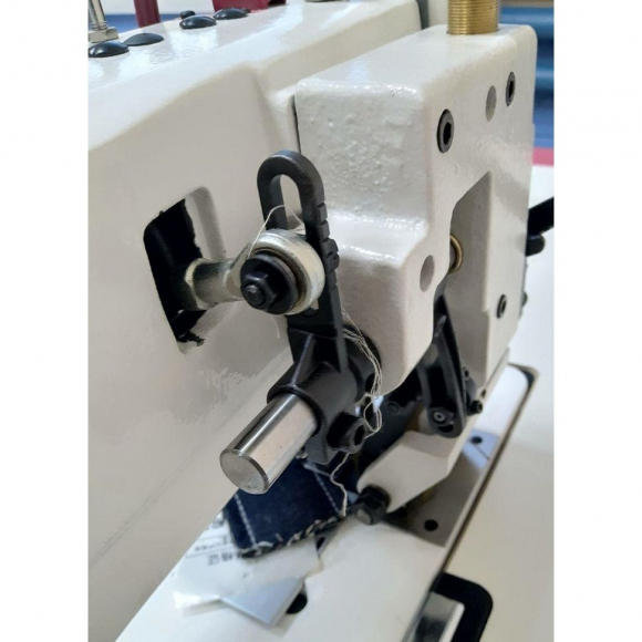 Двухигольная швейная машина для притачивания ленты Aurora A-872-BH-P-D (прямой привод)