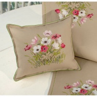 15331_Набор для вышивания подушки "Цветы"