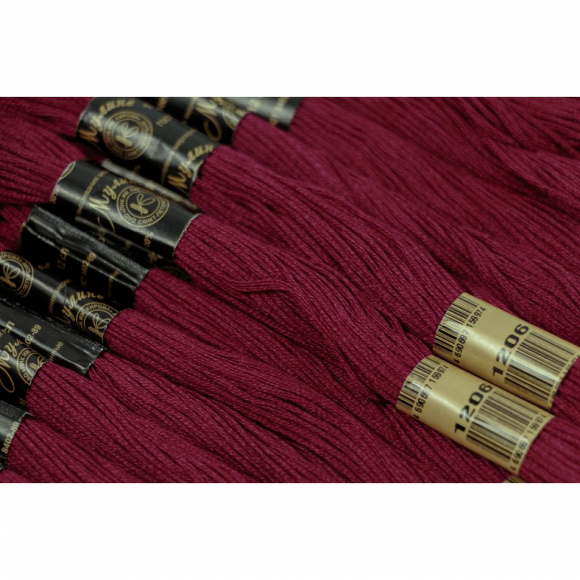 Нитки мулине цв.1206 т.фиолетовый 12х10м С-Пб