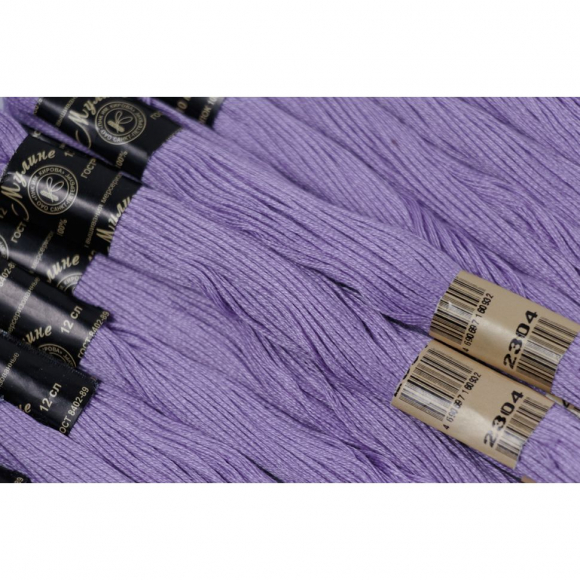 Нитки мулине цв.2304 сиреневый 12х10м С-Пб