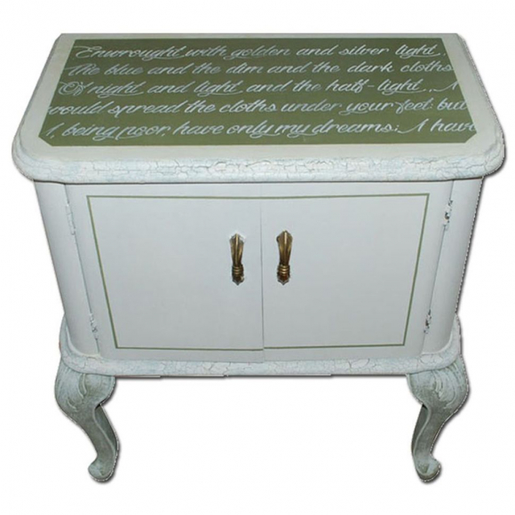 100818_Трафарет "Life is…"