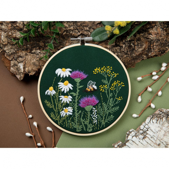 Набор для вышивания PANNA Живая картина арт. JK-2233 Шмель и чертополох 13х13 см