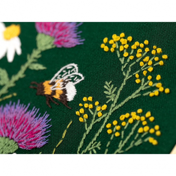 Набор для вышивания PANNA Живая картина арт. JK-2233 Шмель и чертополох 13х13 см