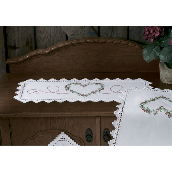 Набор для вышивания PERMIN арт.63-1606 Дорожка Хардангер ягоды 28х67 см