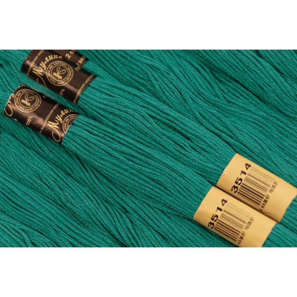 Нитки мулине цв.3514 зеленый 12х10м С-Пб