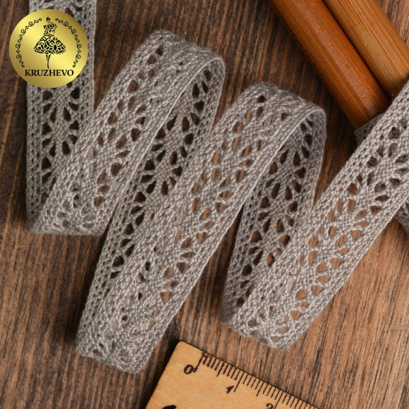 Тесьма вязаная KRUZHEVO 15мм TBY.15.01.099 цв.25 св.серый уп.10м Тесьма вязаная KRUZHEVO 15мм TBY.15.01.099 цв.25 св.серый уп.10м