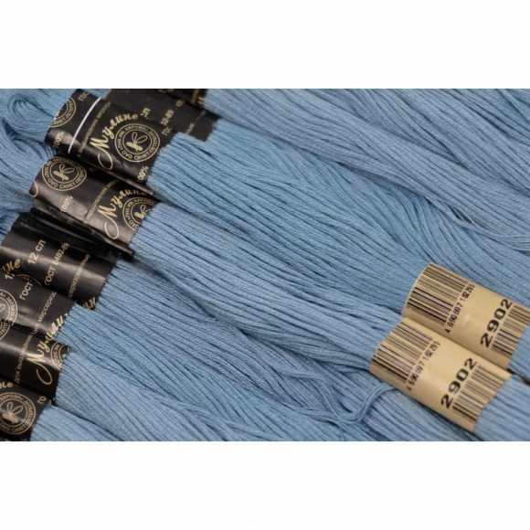 Нитки мулине цв.2902 голубой 12х10м С-Пб