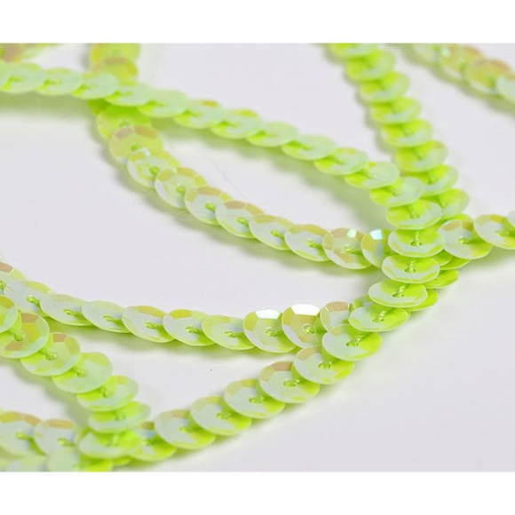 Пайетки на нитях 6мм Cream Colour арт.TBY-FLKU06-CC цв.0085 салатовый уп.73.12м