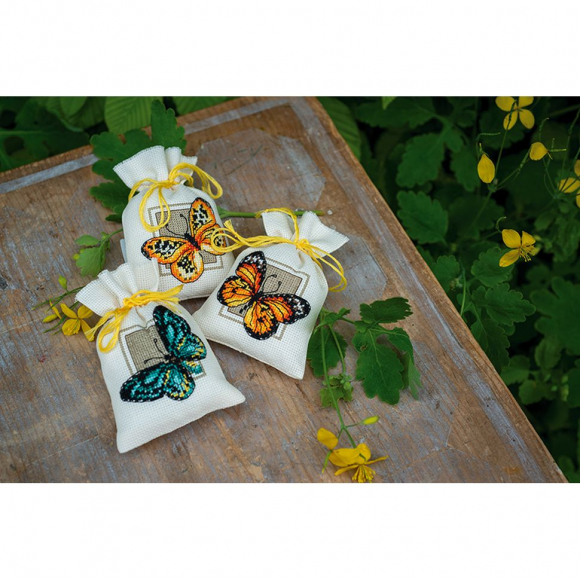 178247_Набор для вышивания мешочков (саше) "Бабочки"