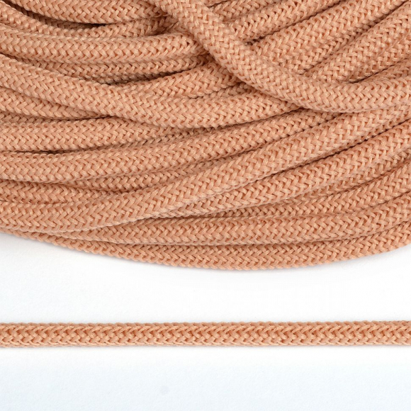 Шнур круглый полиэфир 04мм арт. 1с-36 цв.068 св.бежевый уп.200м