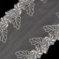 Кружево на сетке арт.TBY F5168-1 шир.165мм цв.молочный уп.13,71м