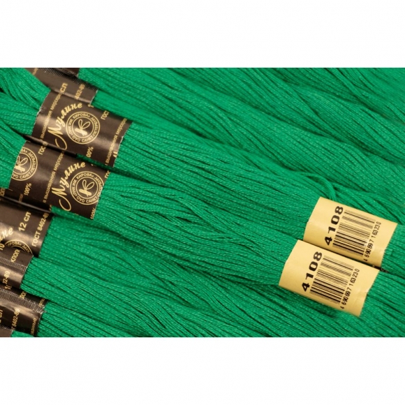 Нитки мулине цв.4108 зеленый 12х10м С-Пб