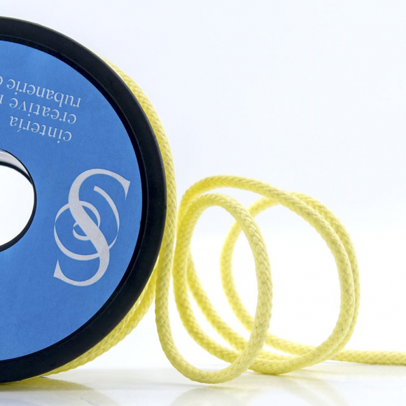 Шнур плетеный SPIRAL ( SAFISA), 4 мм, 25 м, цвет желтый светлый Шнур плетеный SPIRAL ( SAFISA), 4 мм, 25 м, цвет желтый светлый