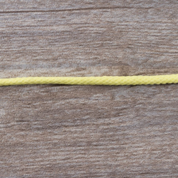 Шнур плетеный SPIRAL ( SAFISA), 4 мм, 25 м, цвет желтый светлый Шнур плетеный SPIRAL ( SAFISA), 4 мм, 25 м, цвет желтый светлый