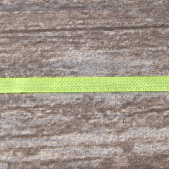 Лента для вышивания SAFISA на блистере, 4 мм, 5 м, цвет 73, Желто-зеленый Лента для вышивания SAFISA на блистере, 4 мм, 5 м, цвет 73, Желто-зеленый