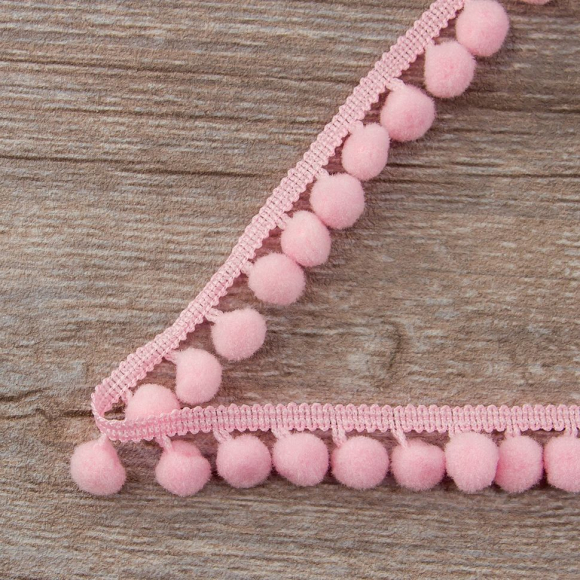 Тесьма с помпонами, диаметр 10 мм, цвет бледно-розовый