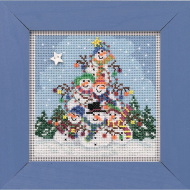 Набор для вышивания бисером MILL HILL Груда снеговиков 13,33х13,33 см