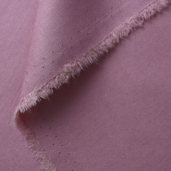 Ткань Сатин стрейч 180 г кв.м  55% вискоза, 43% полиэстер, 2% спандекс шир.147 см арт.Р.15153.06 цв.06 розовая пудра уп.25м