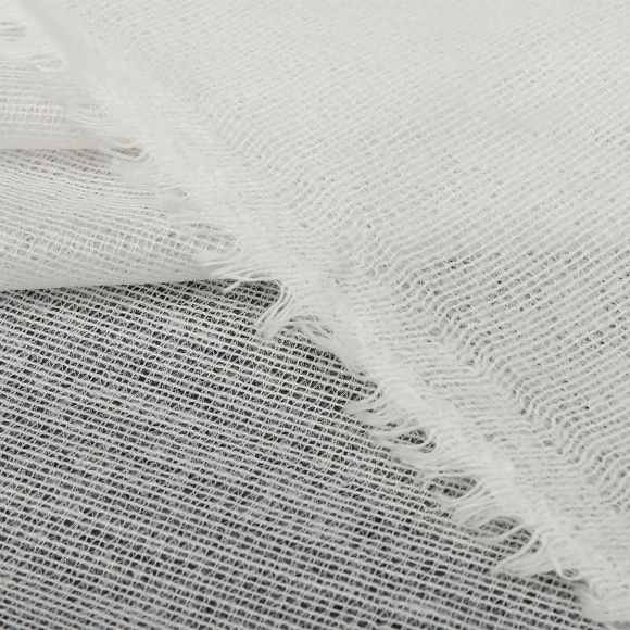 Дублерин IdealTex трикотажный 65г/м? 131 TD/OW белый 150см рул.100м Дублерин IdealTex трикотажный 65г/м? 131 TD/OW белый 150см рул.100м