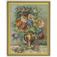 6755_Набор для вышивания "Цветы в бронзовой вазе"