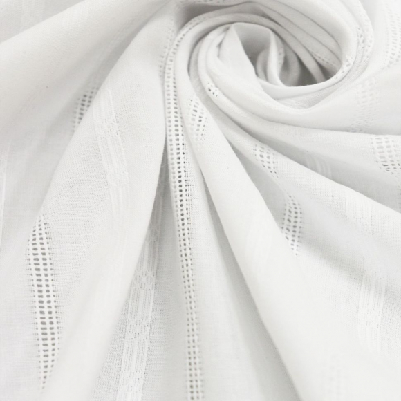 Ткань Батист мережка 95 г/м? 100% хлопок шир.145 см арт.Р.15442.01 цв.01 белый рул.25м