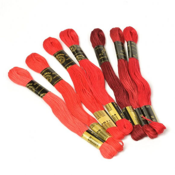 Нитки мулине Цветик-семицветик 10м арт. ПНК набор 7 мотков №3-красный лепесток Нитки мулине Цветик-семицветик 10м арт. ПНК набор 7 мотков №3-красный лепесток