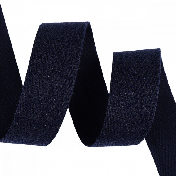 Тесьма киперная 20 мм хлопок 2,5 г/см арт.TBY.CT20058S цв.S058 т.синий уп.50м Тесьма киперная 20 мм хлопок 2,5 г/см арт.TBY.CT20058S цв.S058 т.синий уп.50м