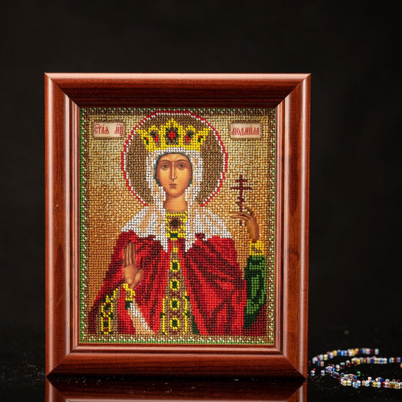 Набор для вышивания бисером КРОШЕ арт. В-311 Св.Людмила 12x14,5 см