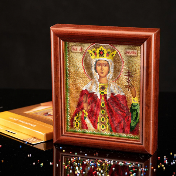 Набор для вышивания бисером КРОШЕ арт. В-311 Св.Людмила 12x14,5 см