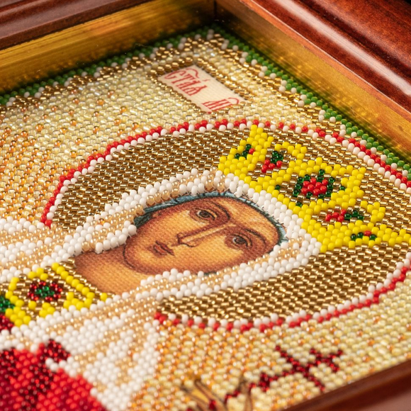 Набор для вышивания бисером КРОШЕ арт. В-311 Св.Людмила 12x14,5 см