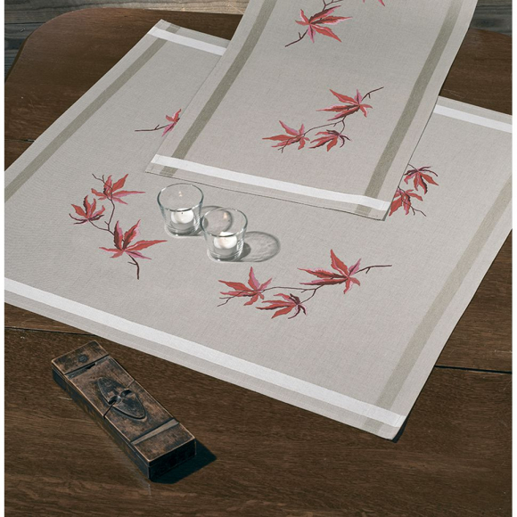 Набор для вышивания PERMIN арт.27-0834 Скатерть Кленовые листья 80х80 см