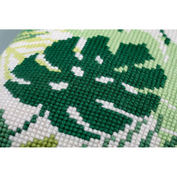 Набор для вышивания PANNA арт. PAN.PD-7398 Подушка. Тропики 40х40 см