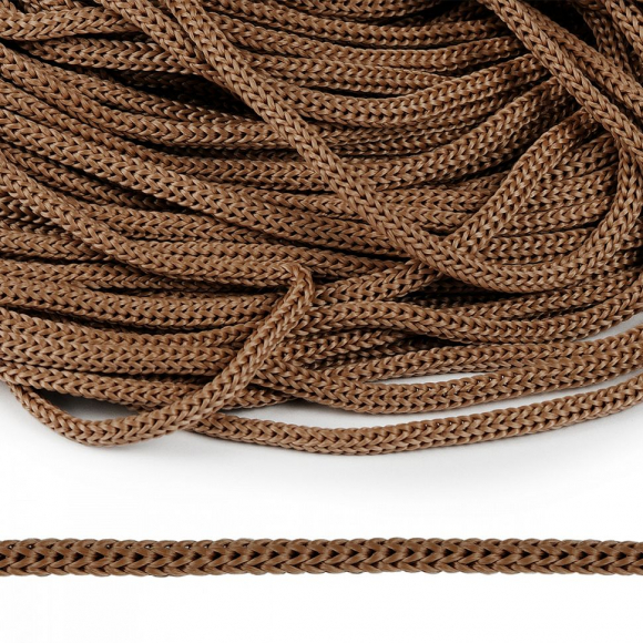 Шнур полипропилен пп5 для люверсов пикколо 5мм цв.бежевый уп.100м Шнур полипропилен пп5 для люверсов пикколо 5мм цв.бежевый уп.100м