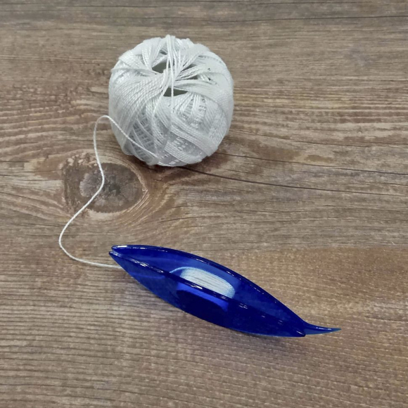 Челнок для фриволите пластиковый