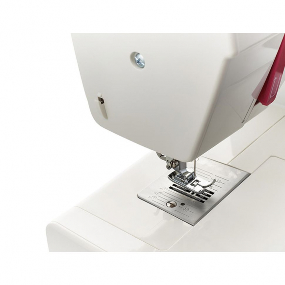 Швейная машина ЧАЙКА 145М