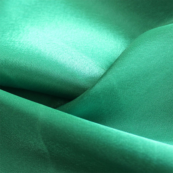 Ткань креп сатин 140г/м? 100% ПЭ шир.150см арт.Л4000 цв.611 зеленый уп.5м