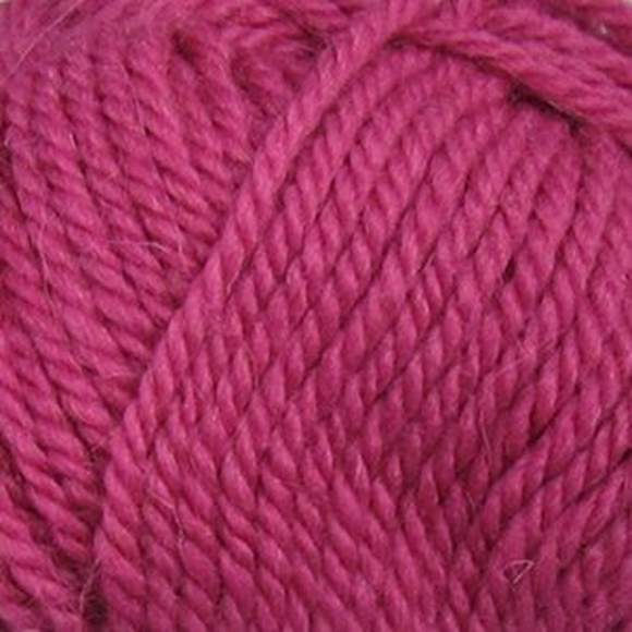 Пряжа для вязания ПЕХ Популярная (50% импортная шерсть, 45% акрил, 5% акрил высокообъёмный) 10х100г/133м цв.439 малиновый Пряжа для вязания ПЕХ Популярная (50% импортная шерсть, 45% акрил, 5% акрил высокообъёмный) 10х100г/133м цв.439 малиновый
