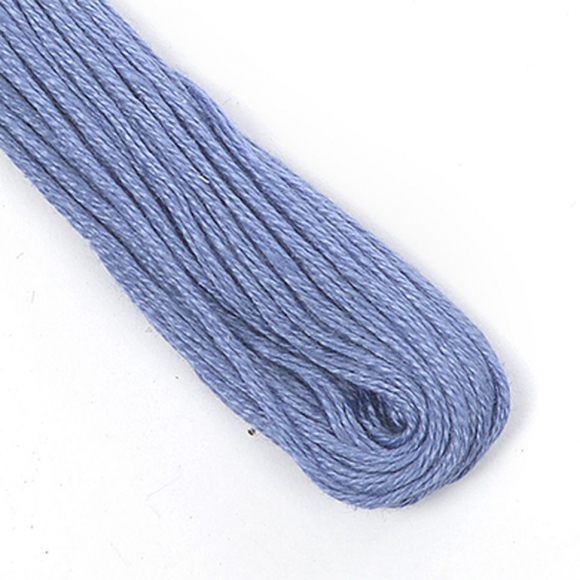 Нитки мулине цв.8105 синий 12х10м С-Пб