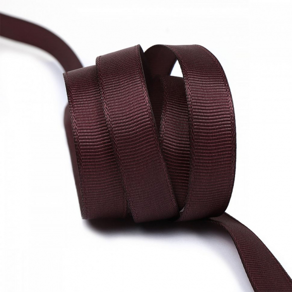 Лента Ideal репсовая в рубчик шир.12мм цв. S864 бордовый уп.27,42м Лента Ideal репсовая в рубчик шир.12мм цв. S864 бордовый уп.27,42м