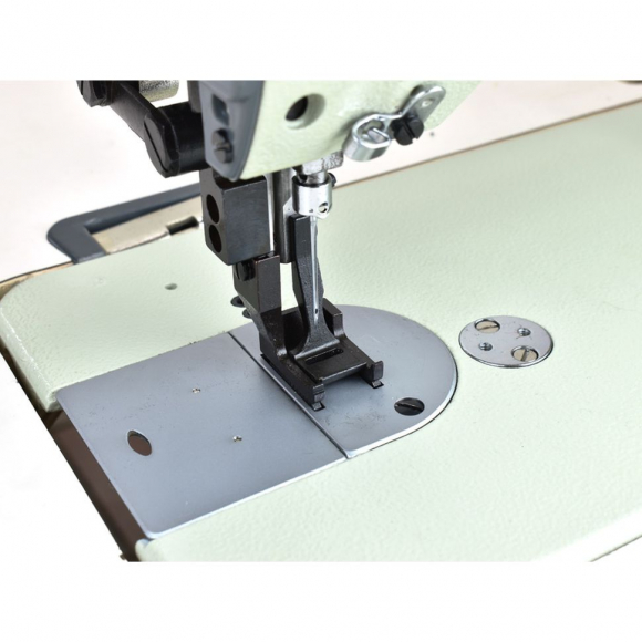 Машина строчки "зигзаг" с шагающей лапкой Aurora A-2153 Машина строчки "зигзаг" с шагающей лапкой Aurora A-2153