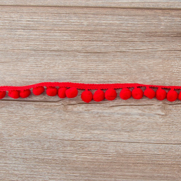 Тесьма с помпонами, диаметр 10 мм, цвет красный