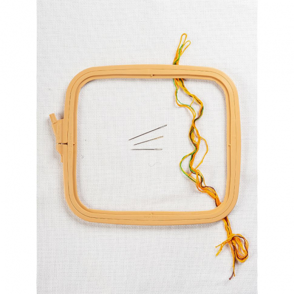 Пяльцы-рамка NURGE арт.NUR.170-13/1 пластиковые 220х195 Пяльцы-рамка NURGE арт.NUR.170-13/1 пластиковые 220х195