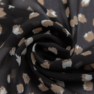 Ткань Креп-шифон 85 г/м? 100% полиэстер шир.150 см арт.Р.39615.01 цв.01 черный рул.30м Ткань Креп-шифон 85 г/м? 100% полиэстер шир.150 см арт.Р.39615.01 цв.01 черный рул.30м