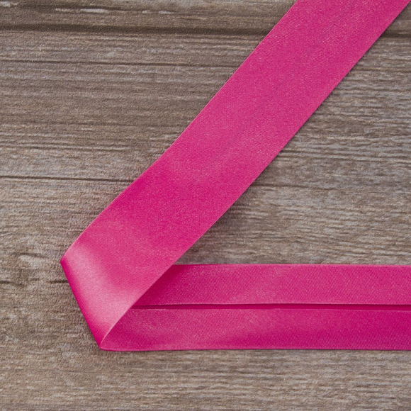 Косая бейка атласная 30 мм, 25 м, цвет 142, ярко-розовый