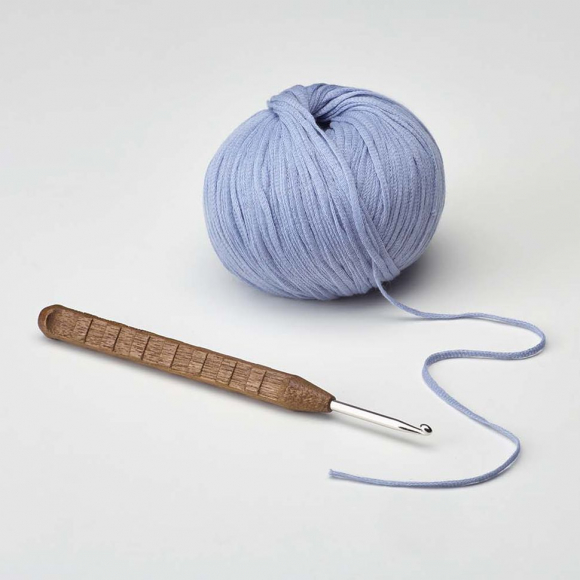 173554_Крючок, вязальный с ручкой из грецкого ореха addiNature Walnut Wood №3,5 16 см