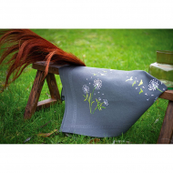 182121_Набор для вышивания скатерти "Цветочный пух"