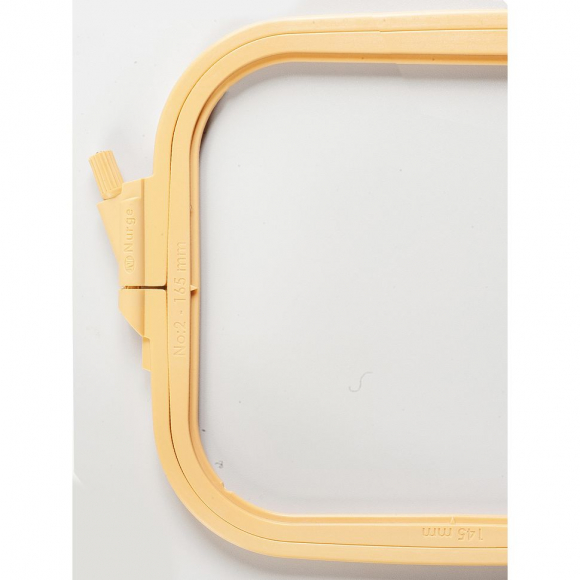 Пяльцы-рамка NURGE арт.NUR.170-12/1 пластиковые 145х165 Пяльцы-рамка NURGE арт.NUR.170-12/1 пластиковые 145х165