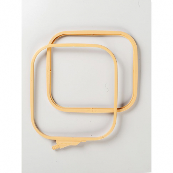 Пяльцы-рамка NURGE арт.NUR.170-12/1 пластиковые 145х165 Пяльцы-рамка NURGE арт.NUR.170-12/1 пластиковые 145х165