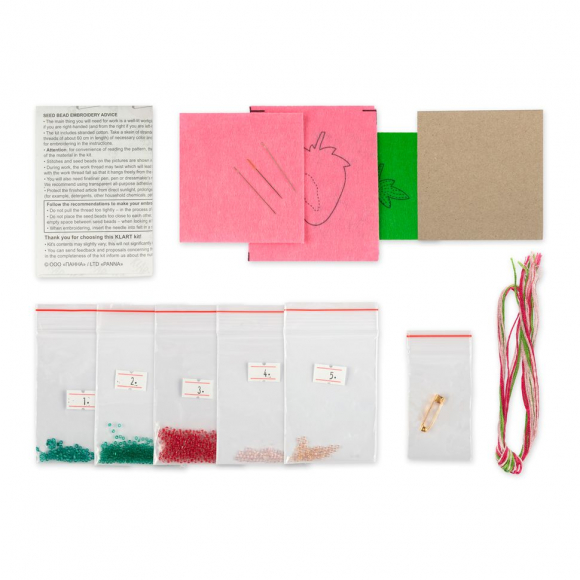 Набор для вышивания KLART арт. 10-020 Брошь. Клубника 4,5х6 см