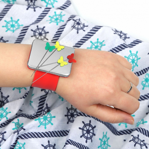 Игольница магнитная на руку 1 шт